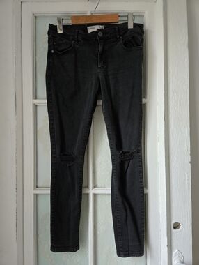 Garage Black Distressed Skinny Jeans Size 9